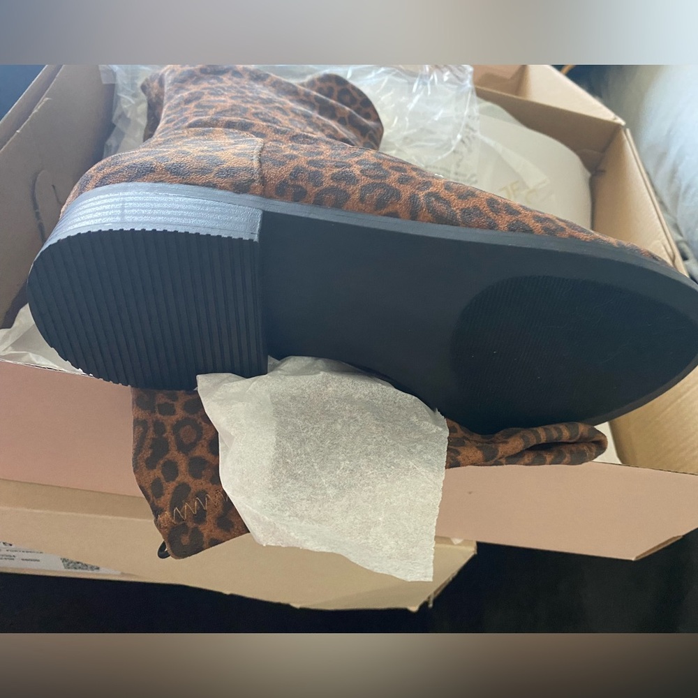 NIB JustFab Reena Over the Knee Flat Boot